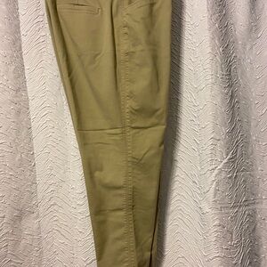 croft & barrow Women’s Chino Pants in Pale Green